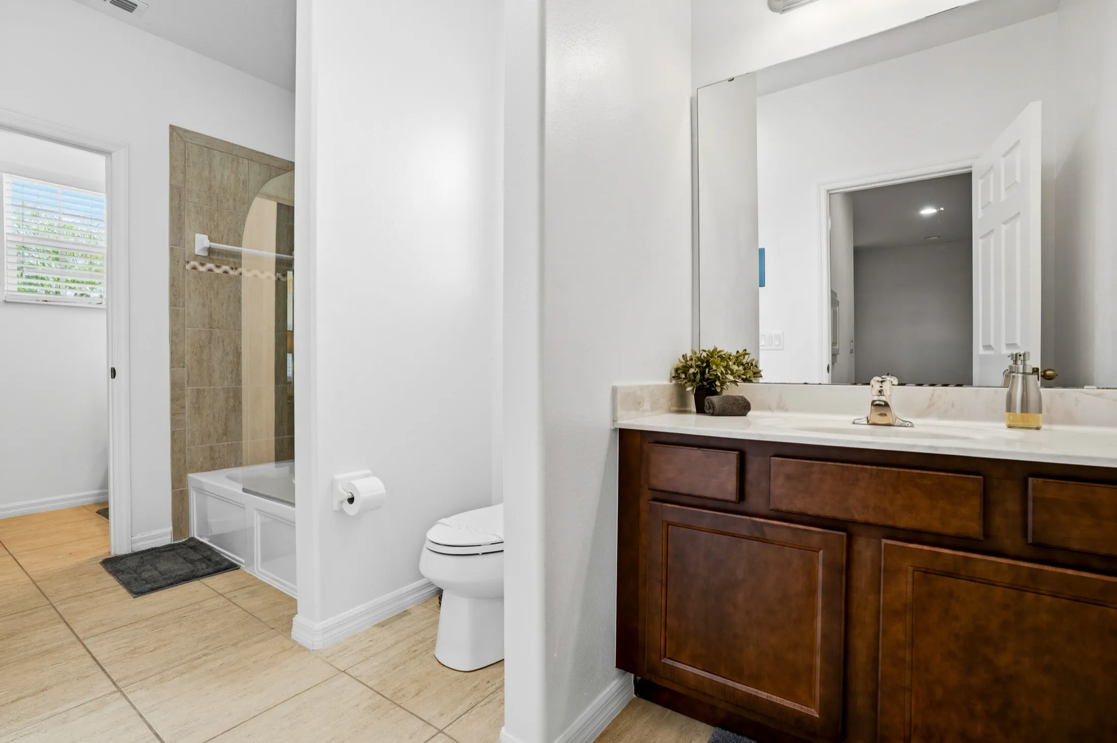 Route 66 Suite — photo 4 of 5