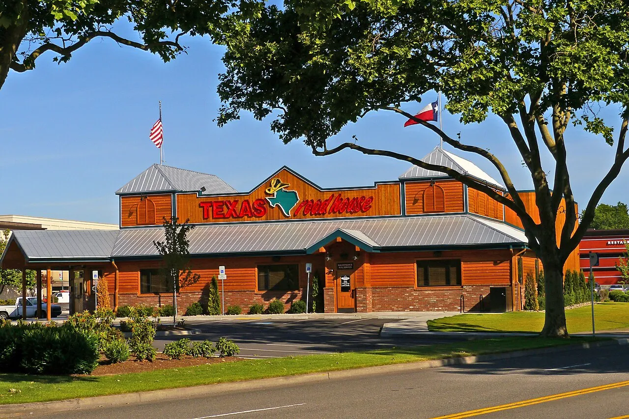 A Texas Roadhouse steakhouse — one of many restaurants a few minutes from the villa near ChampionsGate