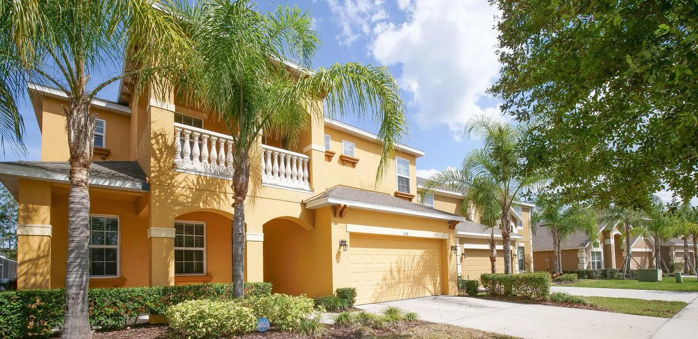 Exterior of The Watersong Residence luxury villa in Davenport, Florida, near Walt Disney World